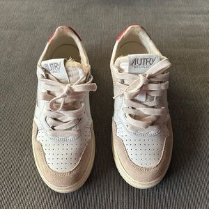 COPY - AUTRY women’s sneakers red